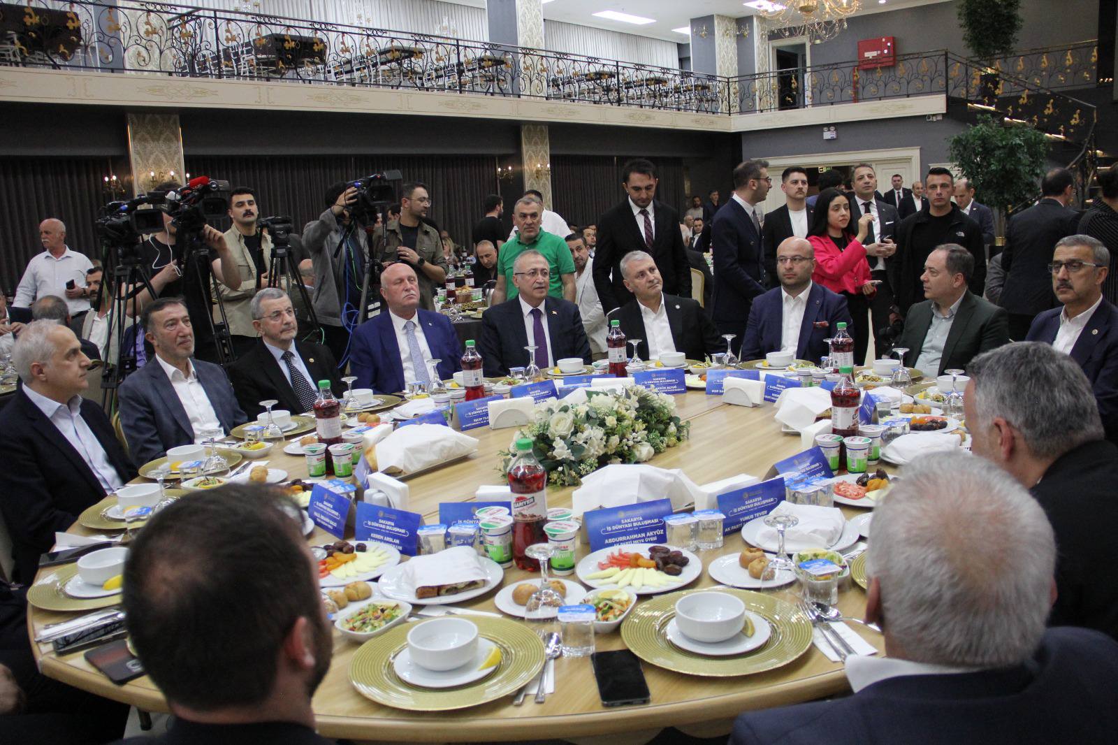 AK Parti Sakarya İl Başkanlığı İftar Programı